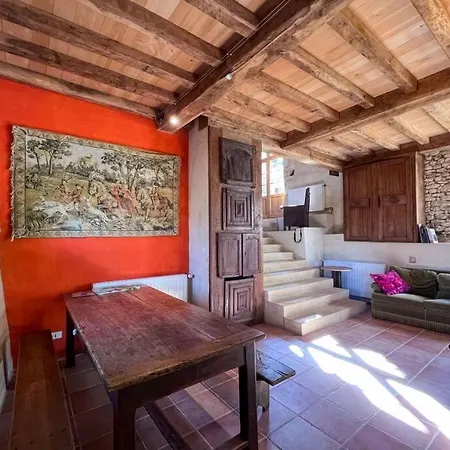 Ferienhaus Maison De La Vallee, Maison De Maitre Avec Piscine *