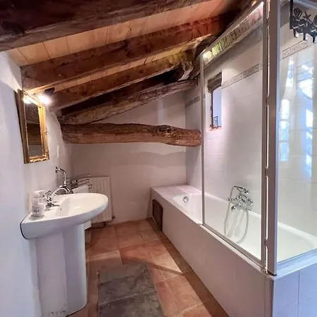 Maison De La Vallee, Maison De Maitre Avec Piscine Ferienhaus