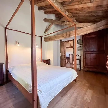 Maison De La Vallee, Maison De Maitre Avec Piscine